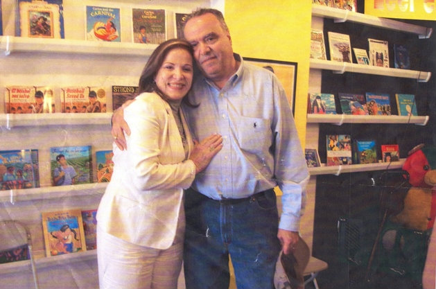 20061219105739momandtony1.jpg